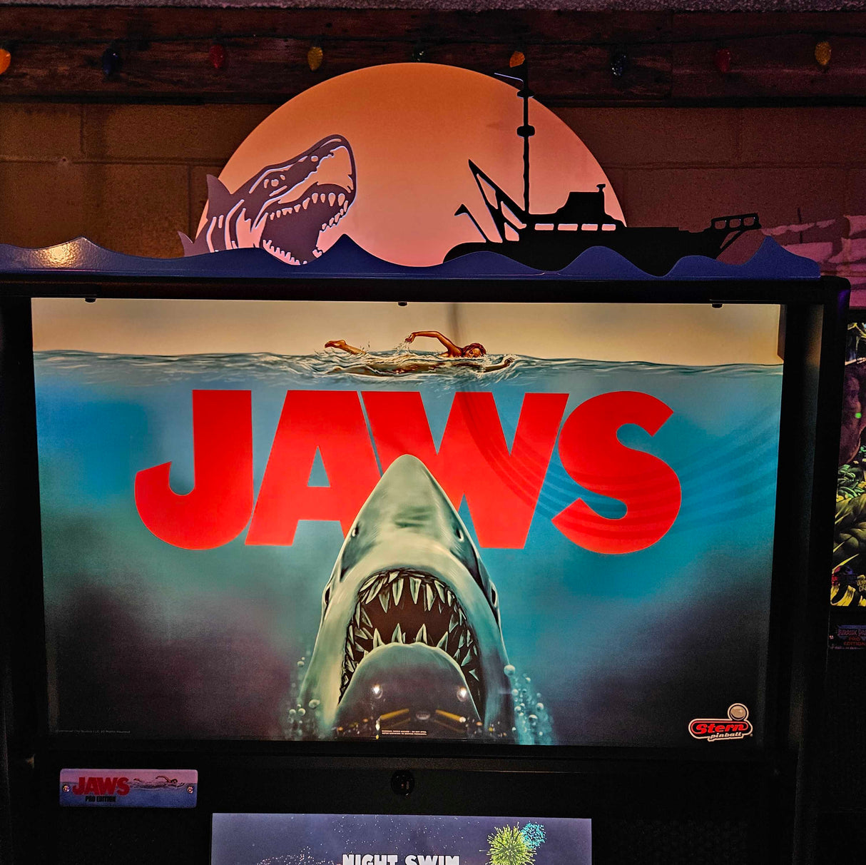 Jaws Pinball Silhouette Topper
