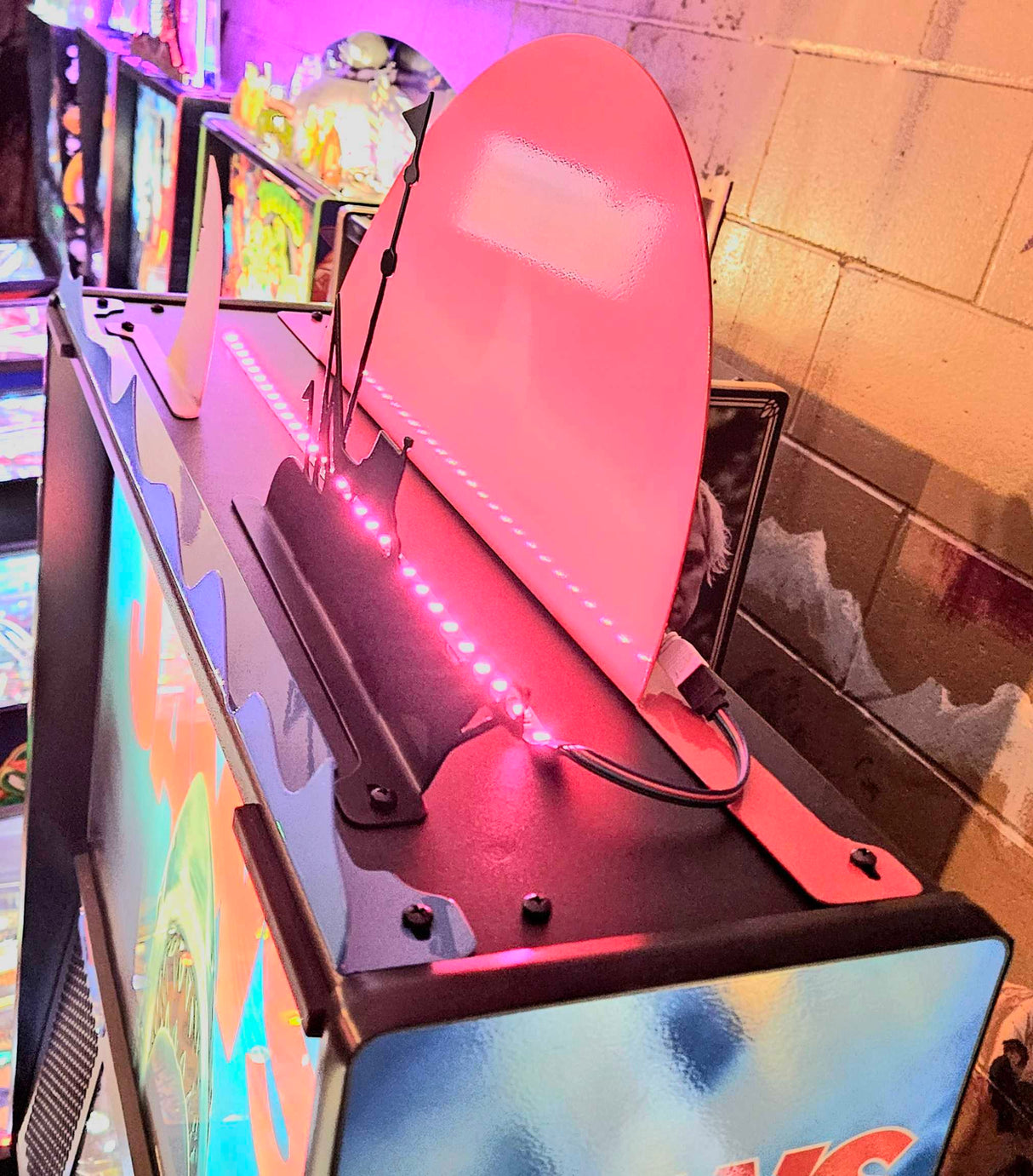 Jaws Pinball Silhouette Topper