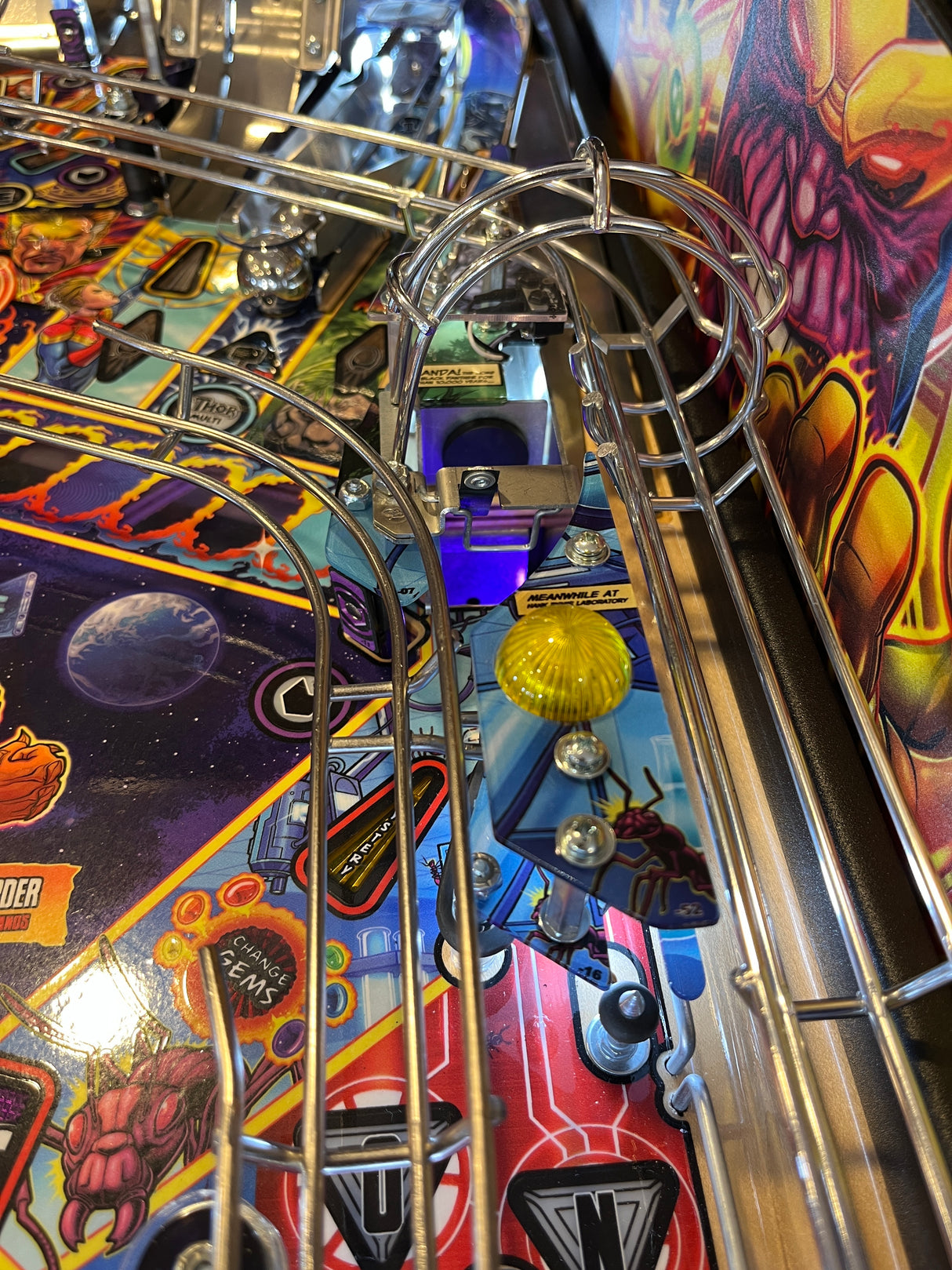 Avengers Infinity Quest Prem/LE Pinball Scoop Illumination