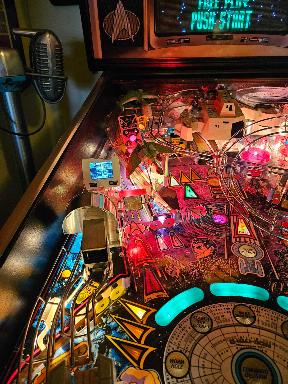 Star Trek Pinball LCARS Monitor