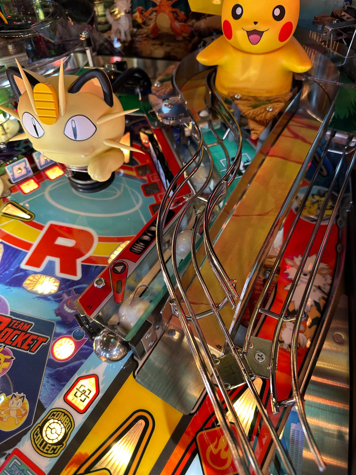 Pokemon PInball Captive Ball Set
