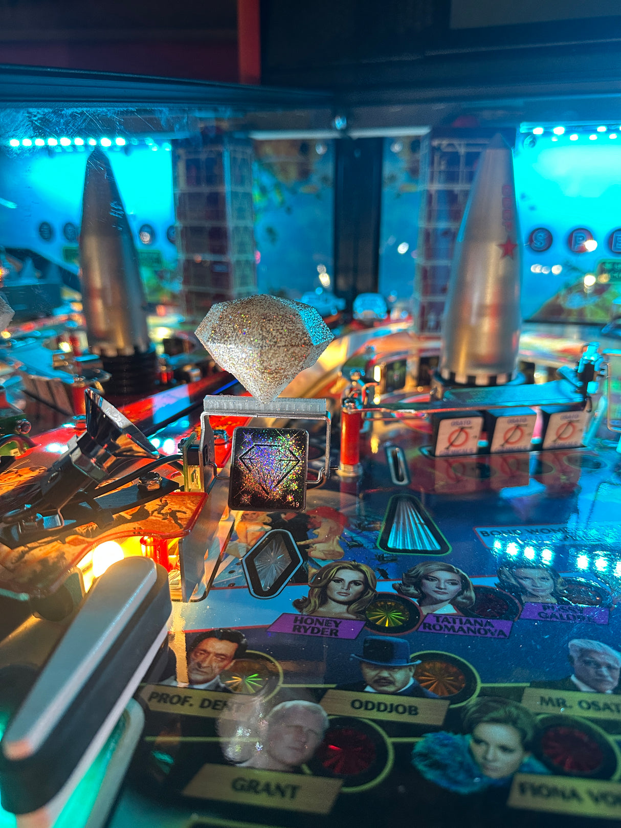 James Bond 007 Pinball Spinner Diamond