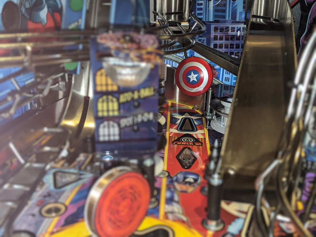 Avengers Infinity Quest Pinball Illuminated Captain America Shield