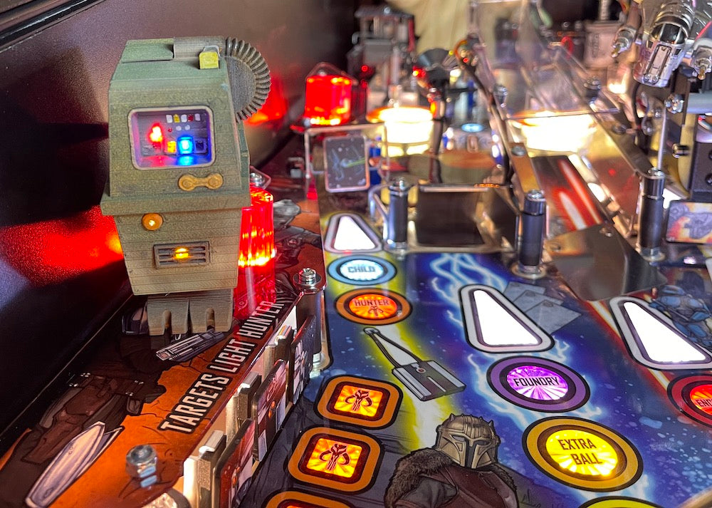 Mandalorian Pinball Gonk Droid