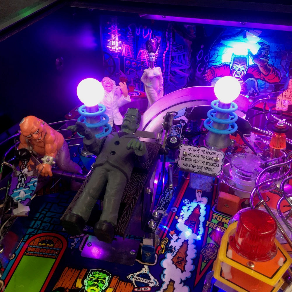 Monster Bash Pinball Tesla Coil