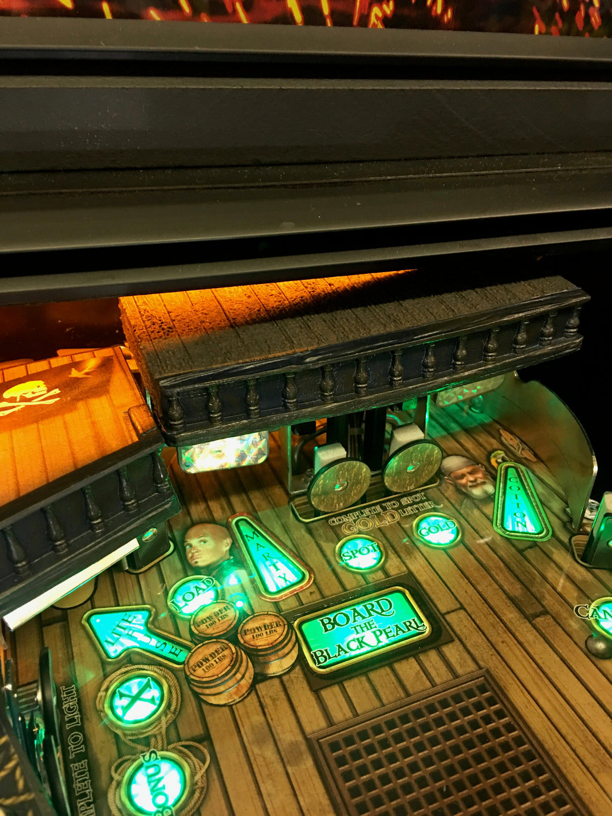 Pirates of the Caribbean Pinball Black Pearl Deck