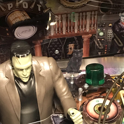The Munsters Pinball Kitty