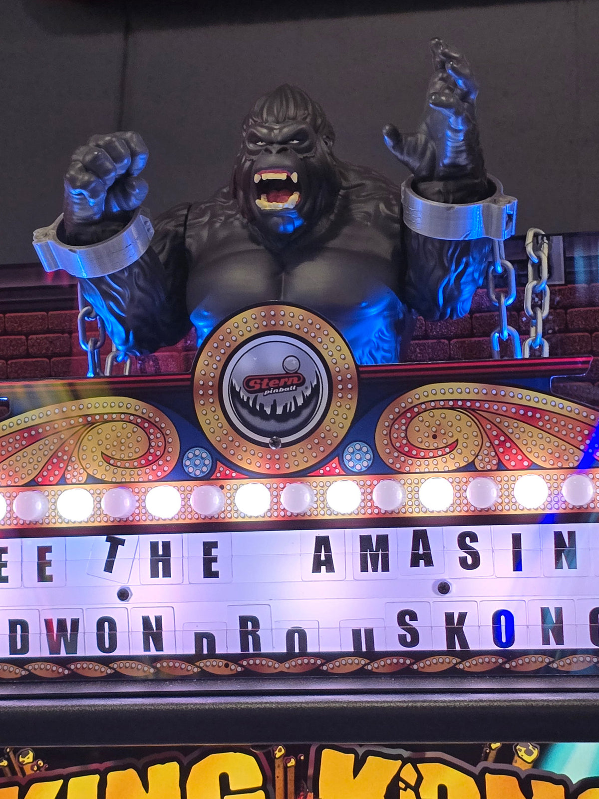 King Kong Pinball Topper Shackles and Chains