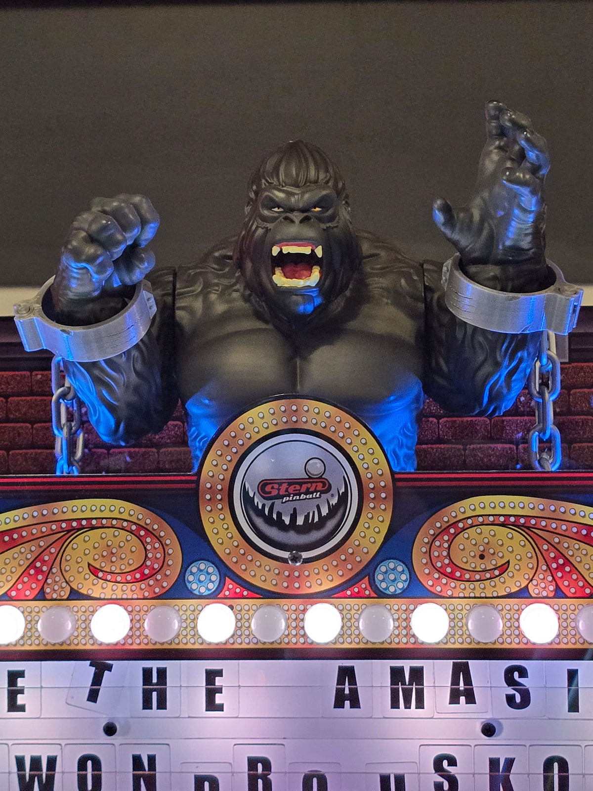 King Kong Pinball Topper Shackles and Chains