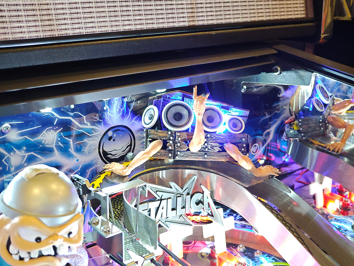 MET-Speaker-Creature-Blue