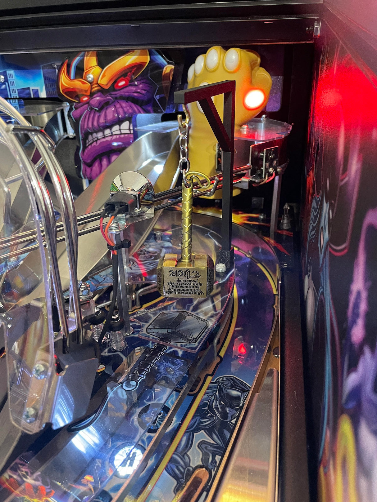 Avengers Infinity Quest Pinball Thors Hammer