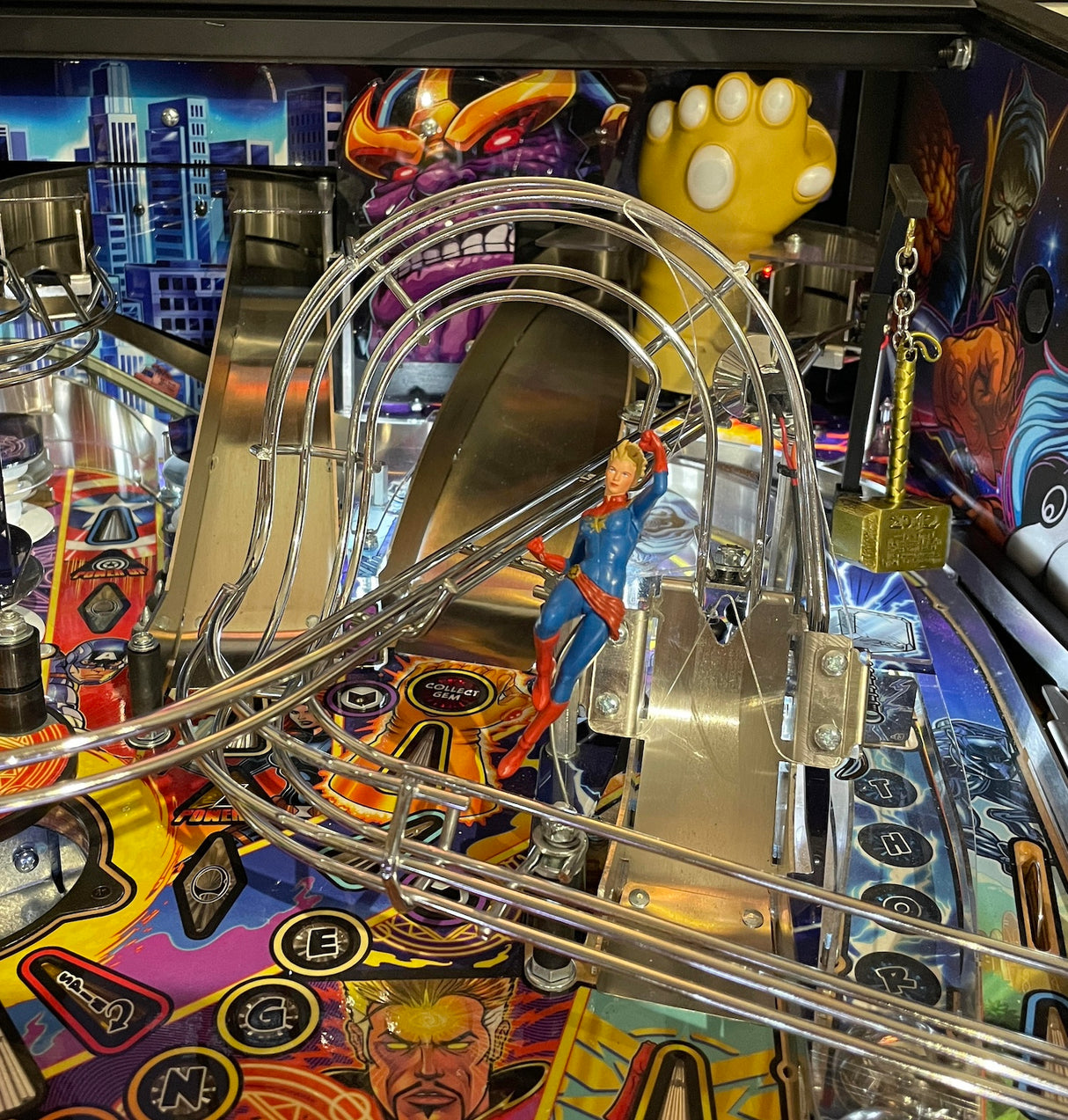 Avengers Infinity Quest Pinball Thors Hammer