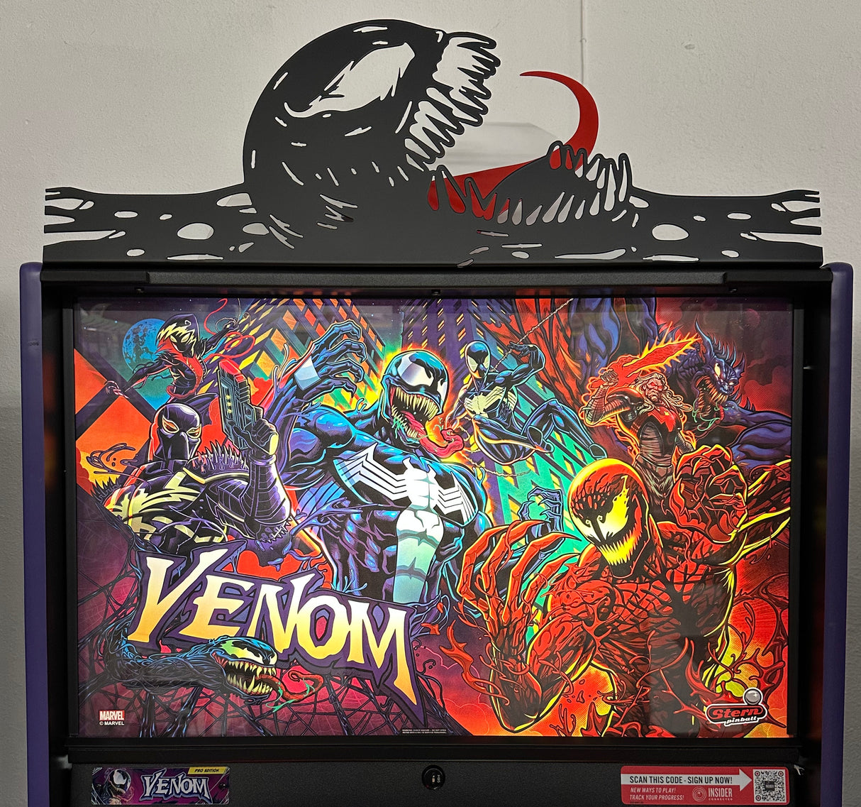 Venom Pinball Silhouette Topper