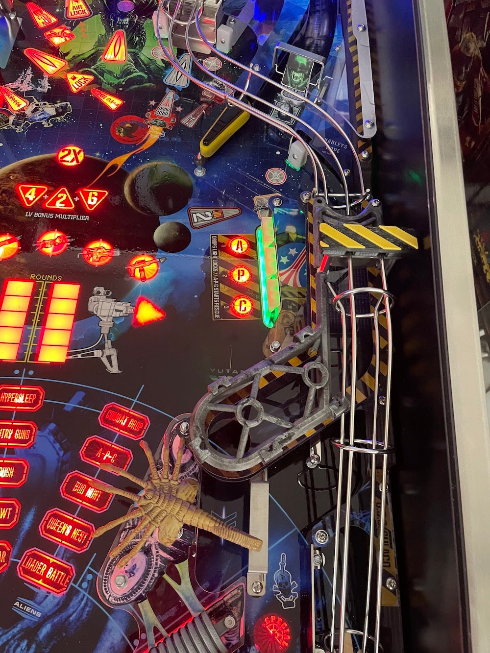 Alien Pinball Space Truss